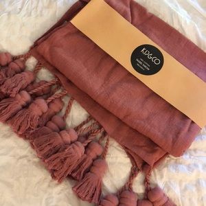 Kip&Co tassel throw